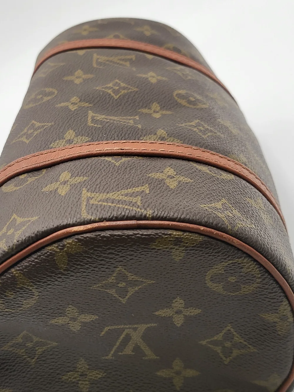 LOUIS VUITTON Monogram Papillon 26 Vintage, Auth.